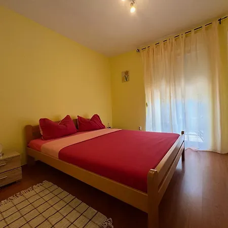 Lilly Apartment *