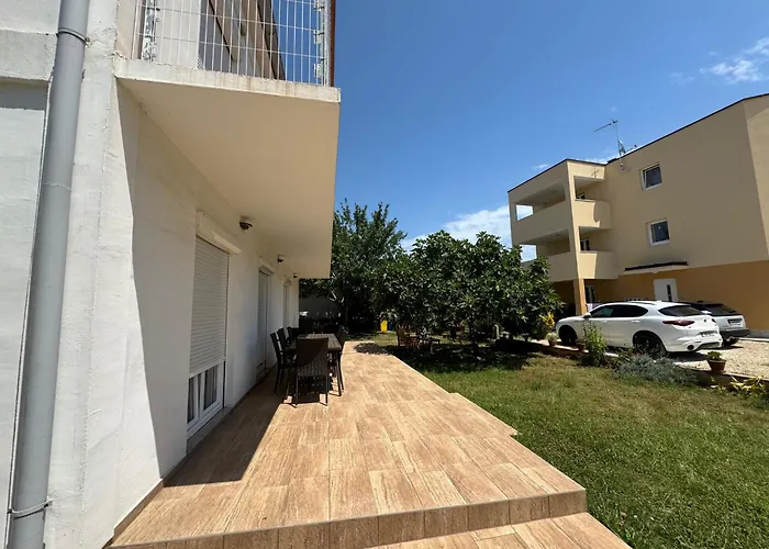 Lilly 아파트 메덜린